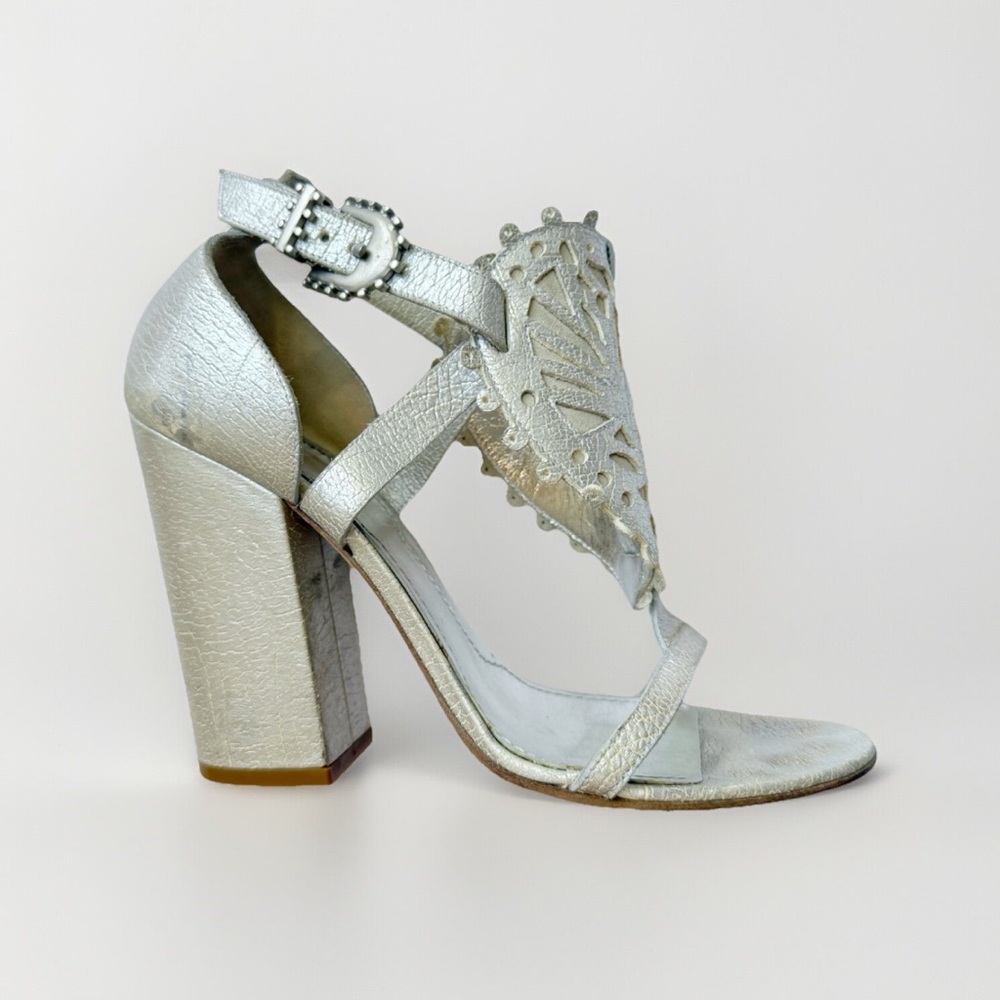 GIVENCHY METALLIC SILVER CRACKED LEATHER OPEN TOE CHUNKY HEELS